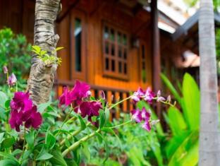 Thai House Hotel 3*